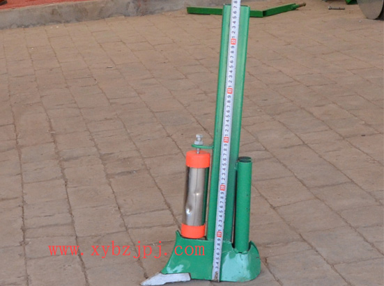 双管绿色开沟器高度测量图